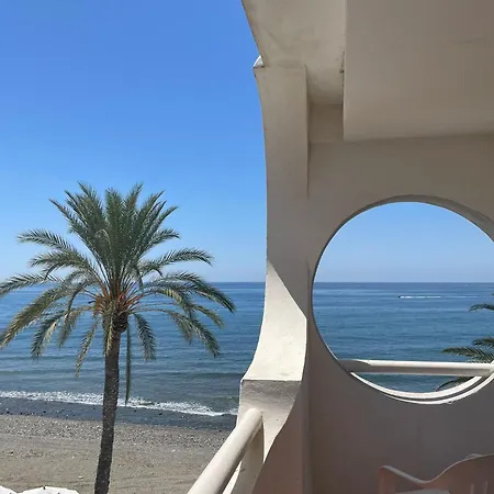 Beachfront San Pedro Alcantara Διαμέρισμα