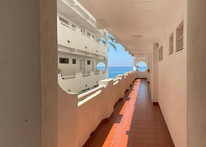 アパート Beachfront San Pedro Alcantara マルベーリャ